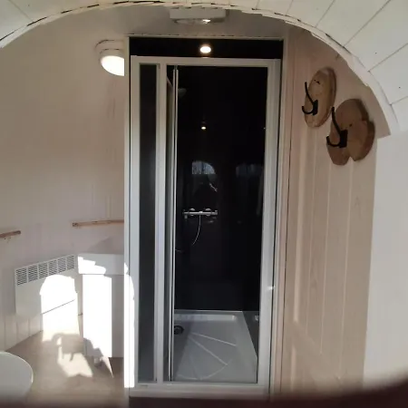 Tiny House De Boet, In Natuurgebied En Vlakbij Het Kemp *