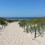 Campsite Tiny House De Boet, In Natuurgebied En Vlakbij Het